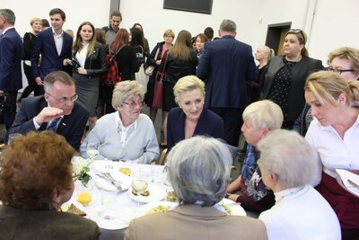 Spotkanie podczas uroczystości 73. rocznicy oswobodzenia obozu koncentracyjnego dla kobiet w Ravensbrȕck