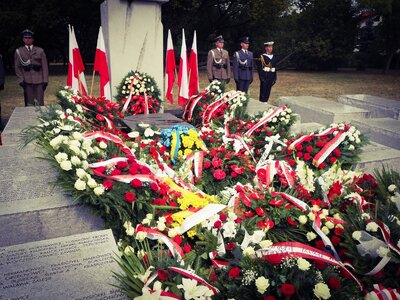 Pomnik Ofiar Ludobójstwa dokonanego przez nacjonalistów ukraińskich na obywatelach Rzeczpospolitej Polskiej na terenie województw południowo-wschodnich w latach 1942-1947 [fot. B. Nowak, BUWiM IPN]