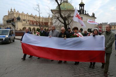 IX Biało-Czerwony Marsz Pamięci w Krakowie upamiętniający ofiary katastrofy smoleńskiej