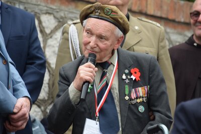 94-letni weteran walk o Monte Cassino prof. Wojciech Narębski, 16 maja 2019 (fot. UdsKiOR)