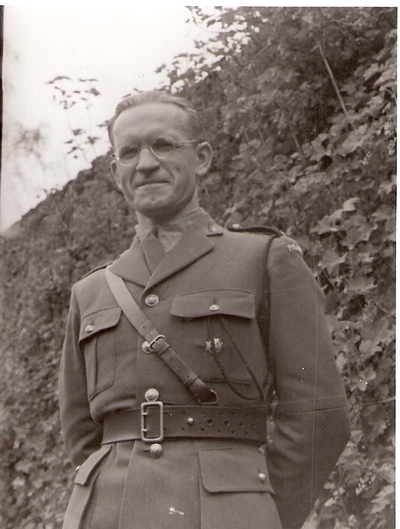 Ppor. Kazimierz Sabbat, oficer 10 PSK. Szkocja, 1942 r. (Ze zbiorów rodziny Sabbatów)