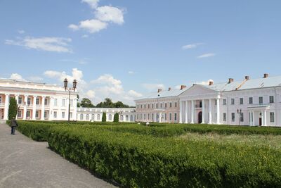 Tulczyn, pałac Potockich. Fot. Adam Hlebowicz (IPN)