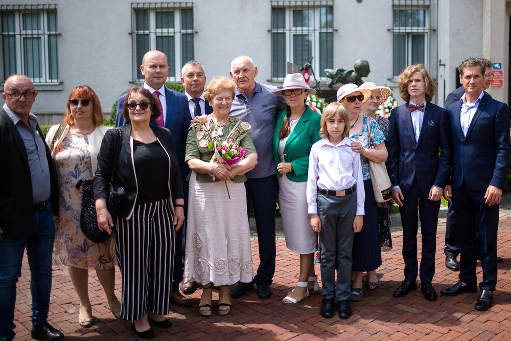 Uroczyste odsłonięcie pomnika Jana Rodowicza „Anody” na dziedzińcu Ministerstwa Sprawiedliwości w Warszawie – 24 czerwca 2021. Fot. Sławek Kasper (IPN)