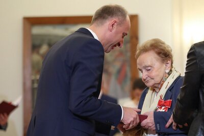 Uroczystość nadania Orderów Odrodzenia Polski Polakom ratującym Żydów w czasie II wojny światowej  (fot. Kancelaria Prezydenta RP)