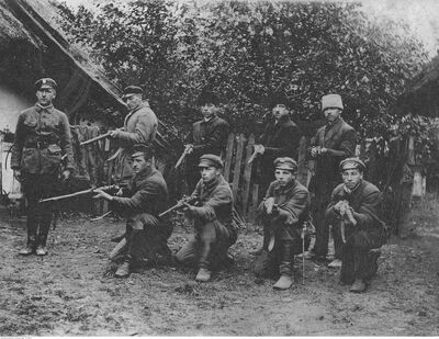 Członkowie POW w Siennicy, 1918. Fot. NAC