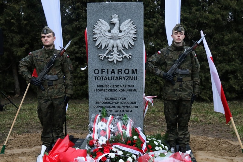 The ceremony of unveiling of the monument commemorating the victims of German Nazism and Soviet communism – Malbork, Poland, 22 February 2024; photo: IPN