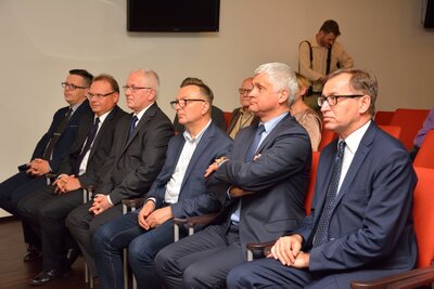 Na uroczystość przybył Wojewoda Podlaski Bohdan Paszkowski (drugi od prawej)