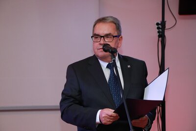 Jan Baster - zastępca prezesa IPN odczytał list dr. Jarosława Szarka