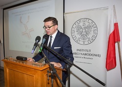 Dr Dariusz Iwaneczko - dyrektor Oddziału IPN w Rzeszowie podczas uroczystości wręczenia KWiS w Rzeszowie.
