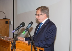 Podczas uroczystości poseł Wojciech Buczak odczytał list Marszałka Sejmu Marka Kuchcińskiego.