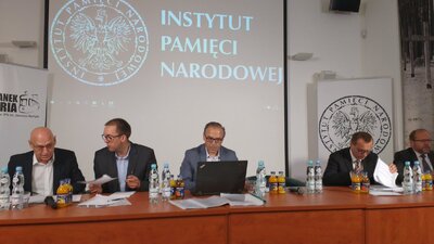 Dyskusja poświęcona zasadom realizacji ustawy o zakazie propagowania komunizmu lub innego ustroju totalitarnego – Warszawa, 21 sierpnia 2017