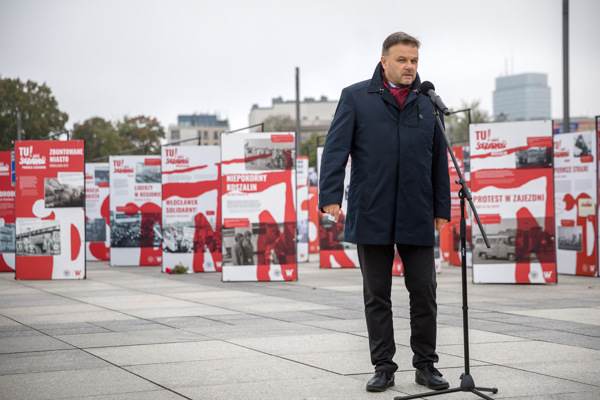 Uczestnicy Sierpnia ’80 na uroczystym zamknięciu wystawy „Tu rodziła się Solidarność” – Warszawa, 16 października 2020. Fot. Sławek Kasper (IPN)