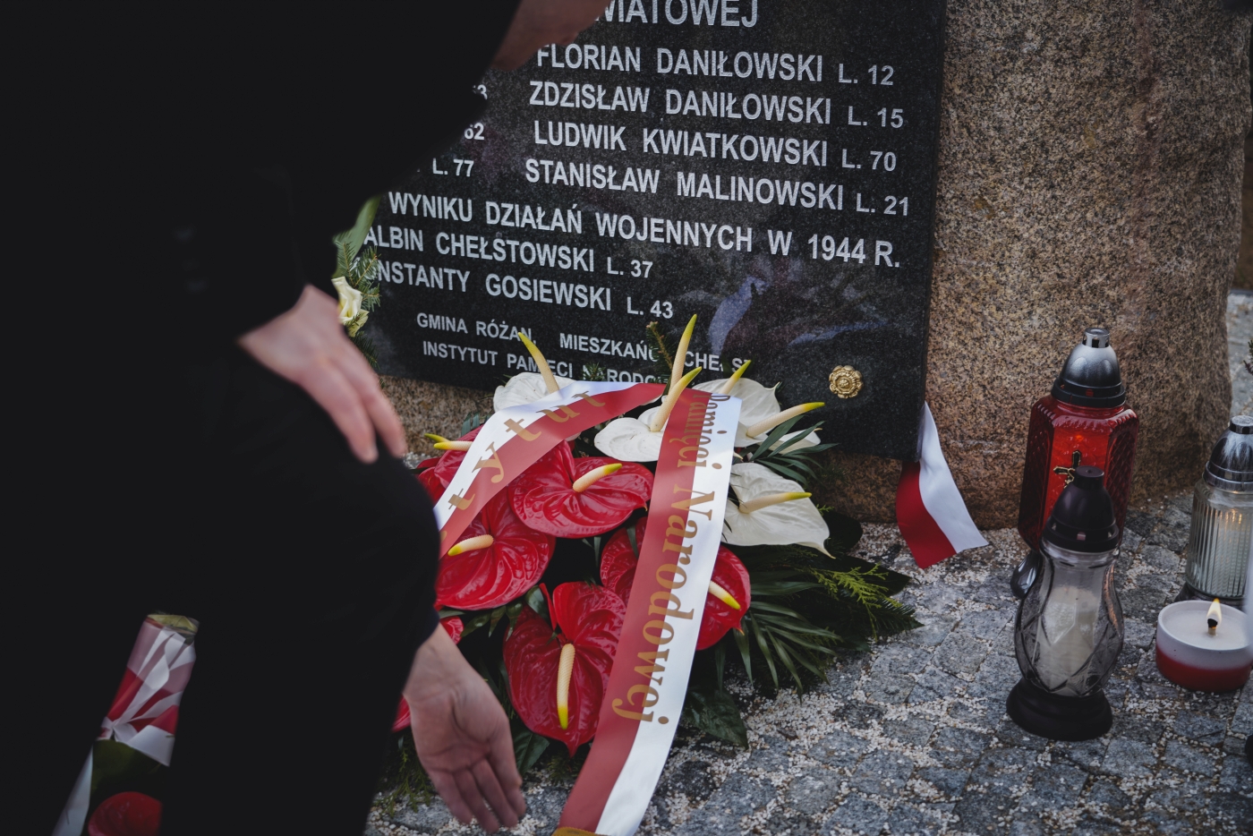 Odsłonięcie pomnika upamiętniającego Ofiary II wojny światowej – fot. MN/BUWiM