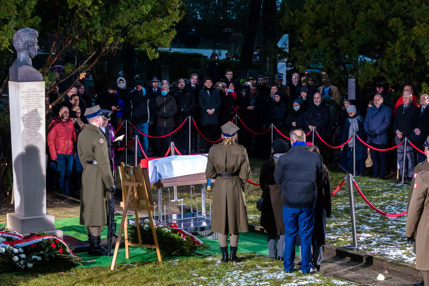 Uroczystości pogrzebowe Maurycego Mochnackiego – 27 listopada 2021. Fot. Sławek Kasper (IPN)