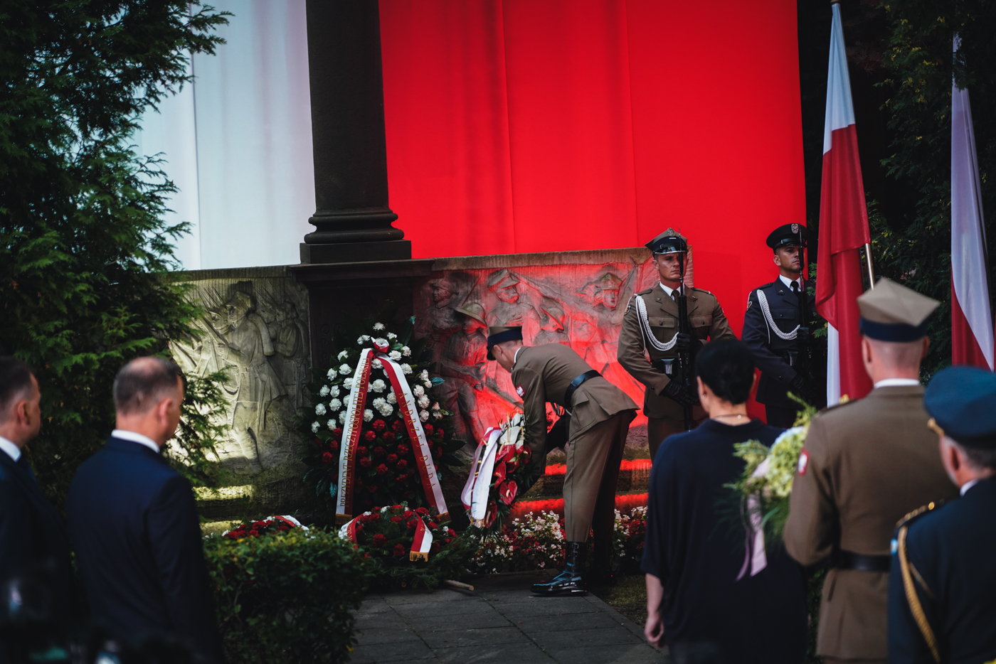 Apel Pamięci przed Pomnikiem Poległych w 1920 r. – fot. MN/BUWiM