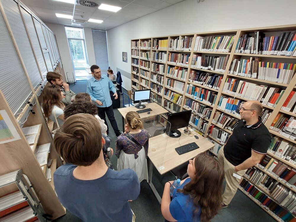 Studenci z programu Erasmus w Archiwum IPN – 28 maja 2024. Fot. Paweł Zielony (AIPN)