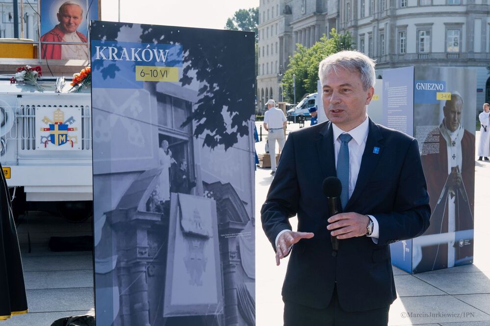 Otwarcie wystawy „Gaude Mater Polonia. Jan Paweł II w Ojczyźnie. 2–10 czerwca 1979” w Warszawie. Na zdj. dr Adam Pleskaczyński, dyrektor Biura Edukacji Narodowej IPN – 2 czerwca 2024. Fot. Marcin Jurkiewicz (IPN)