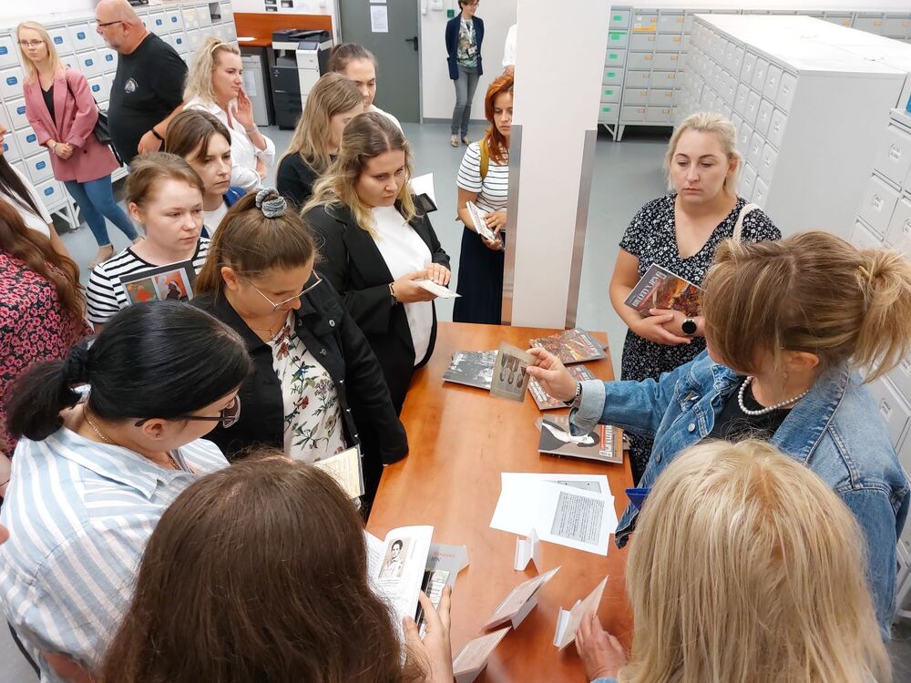 Studenci Wydziału Pedagogiki Akademii Zamojskiej w Archiwum IPN – 4 czerwca 2024. Fot. Paweł Zielony (IPN)