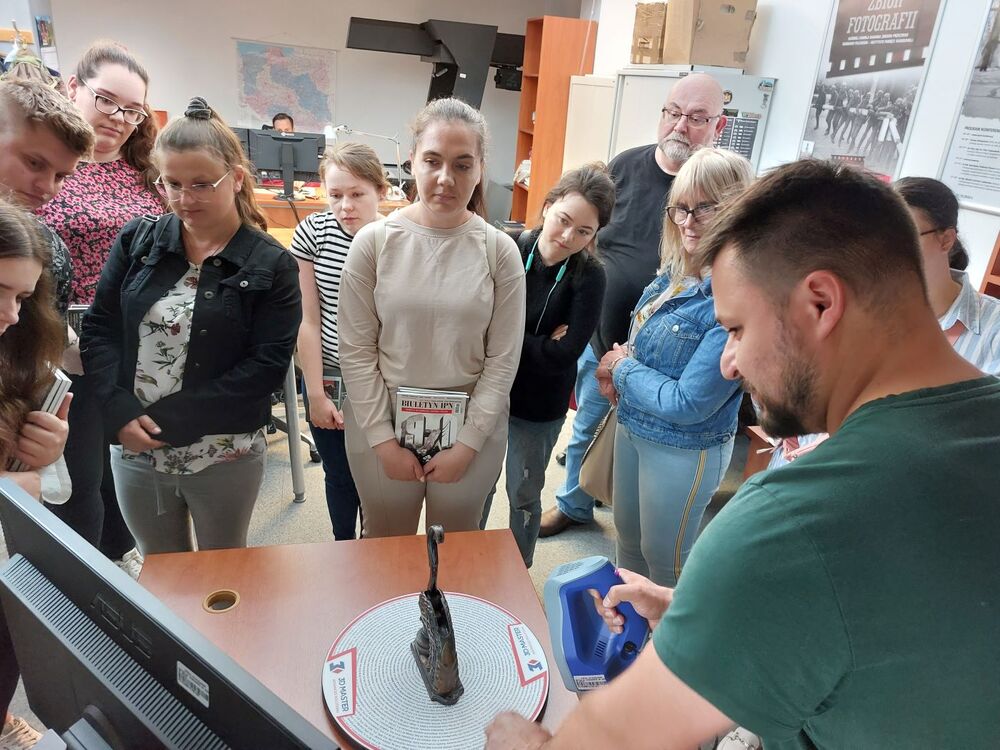 Studenci Wydziału Pedagogiki Akademii Zamojskiej w Archiwum IPN – 4 czerwca 2024. Fot. Paweł Zielony (IPN)