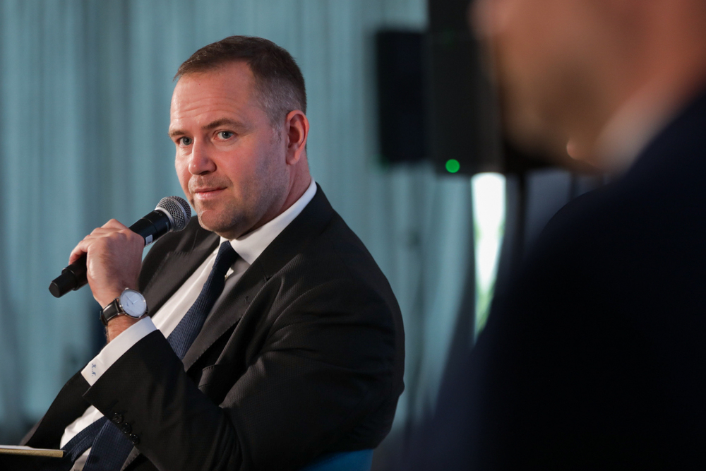 Dyskusja panelowa „Transformacja ustrojowa w krajach Europy Środkowo-Wschodniej – bilans doświadczeń” – Warszawa, 4 czerwca 2024. Na zdj. prezes IPN dr Karol Nawrocki. Fot. Mikołaj Bujak (IPN)