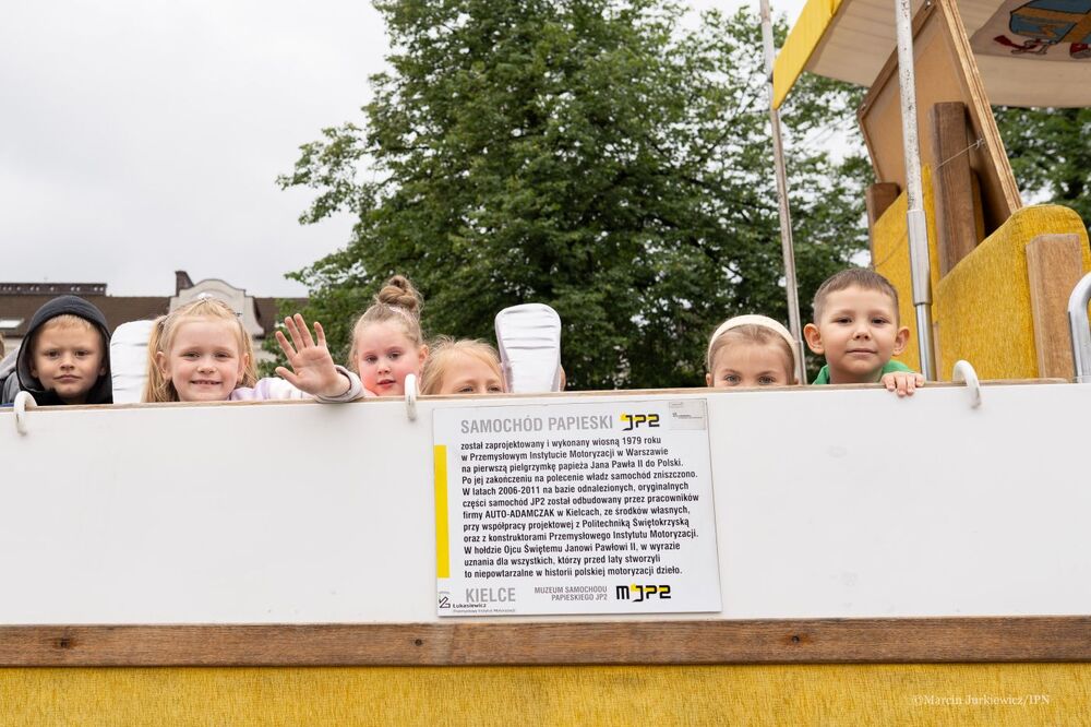 Otwarcie wystawy „Gaude Mater Polonia. Jan Paweł II w Ojczyźnie. 2–10 czerwca 1979” w Częstochowie – 4 czerwca 2024. Fot. Marcin Jurkiewicz (IPN)