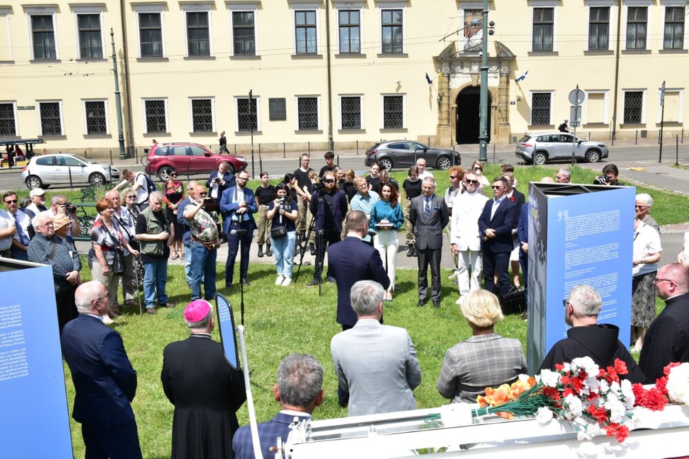 Otwarcie wystawy „Gaude Mater Polonia. Jan Paweł II w Ojczyźnie. 2–10 czerwca 1979” w Krakowie – 6 czerwca 2024. Fot. Żaneta Wierzgacz (IPN)