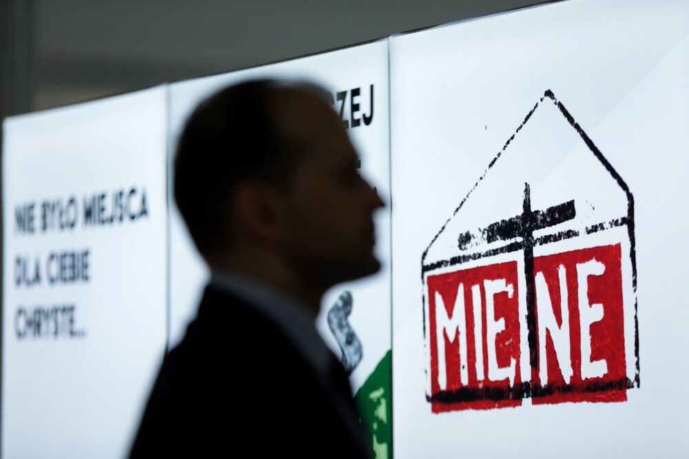 Wystawa „Obrona krzyża w Zespole Szkół Rolniczych w Miętnem w 1984 r.” w Sejmie RP – Warszawa, 12 czerwca 2024. Fot. Mikołaj Bujak (IPN)