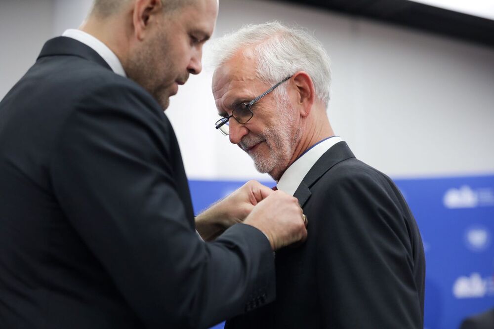 Uroczystość wręczenia Krzyży Wolności i Solidarności oraz medali Reipublicae Memoriae Meritum – 18 czerwca 2024. Fot. Mikołaj Bujak (IPN)