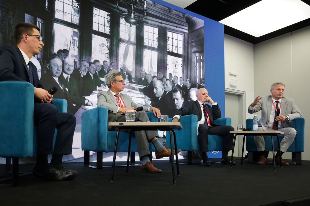 Debata „Wielkopolanie dla odradzającej się Polski” – 18 czerwca 2024. Fot. Mikołaj Bujak (IPN)