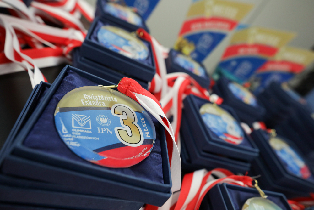 Wręczyliśmy nagrody zwycięzcom Olimpiady Gier Planszowych – 19 czerwca 2024. Fot. Mikołaj Bujak (IPN)