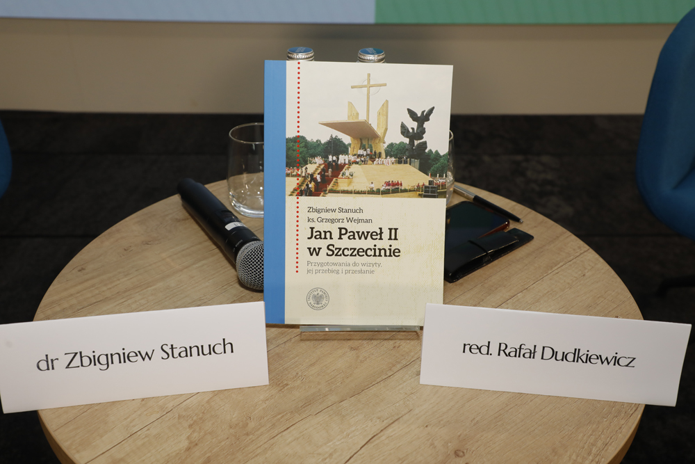 Spotkanie z cyklu „Książki Pełne Historii” ze Zbigniewem Stanuchem – Warszawa, 26 czerwca 2024. Fot. Piotr Życieński (IPN)