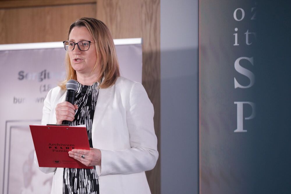 Spotkanie poświęcone Sergiuszowi Piaseckiemu. Na zdj. Marzena Kruk, dyrektor Archiwum IPN – Warszawa, 3 lipca 2024. Fot. Mikołaj Bujak (IPN)