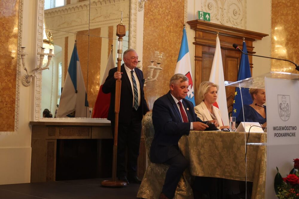 Sesja Sejmiku Województwa Podkarpackiego ustanawiająca błogosławioną Rodzinę Ulmów patronem województwa – Łańcut. 7 lipca 2024. Fot. Katarzyna Gajda-Bator (IPN)