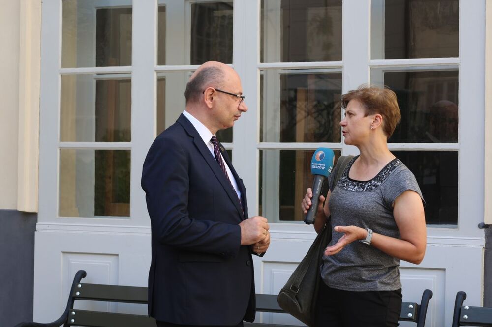 Sesja Sejmiku Województwa Podkarpackiego ustanawiająca błogosławioną Rodzinę Ulmów patronem województwa – Łańcut. 7 lipca 2024. Fot. Katarzyna Gajda-Bator (IPN)