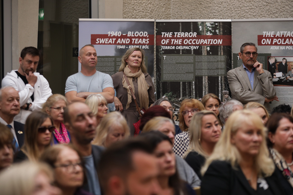 Uroczystość wręczenia medali Reipublicae Memoriae Meritum działaczom polonijnym i otwarcie wystawy „Szlaki Nadziei. Odyseja Wolności” – Londyn, 9 lipca 2024. Fot. Mikołaj Bujak (IPN)