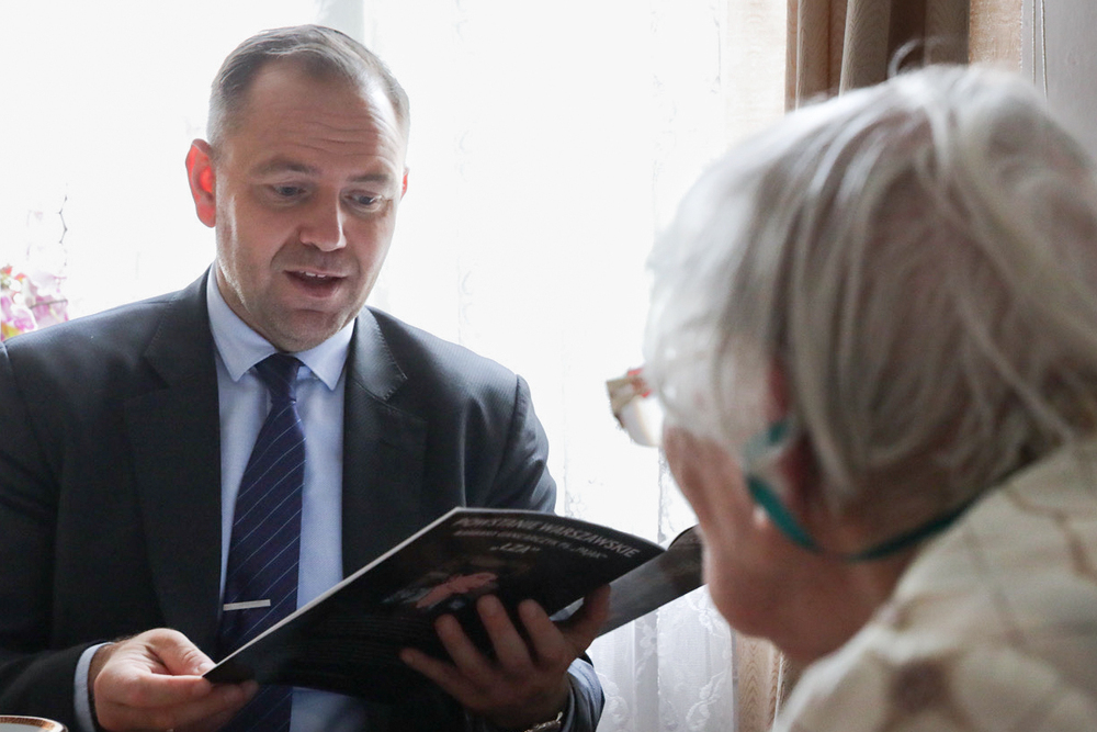 Spotkanie z uczestniczką Powstania Warszawskiego Barbarą Gancarczyk – Warszawa, 1 sierpnia 2024. Fot. Mikołaj Bujak (IPN)