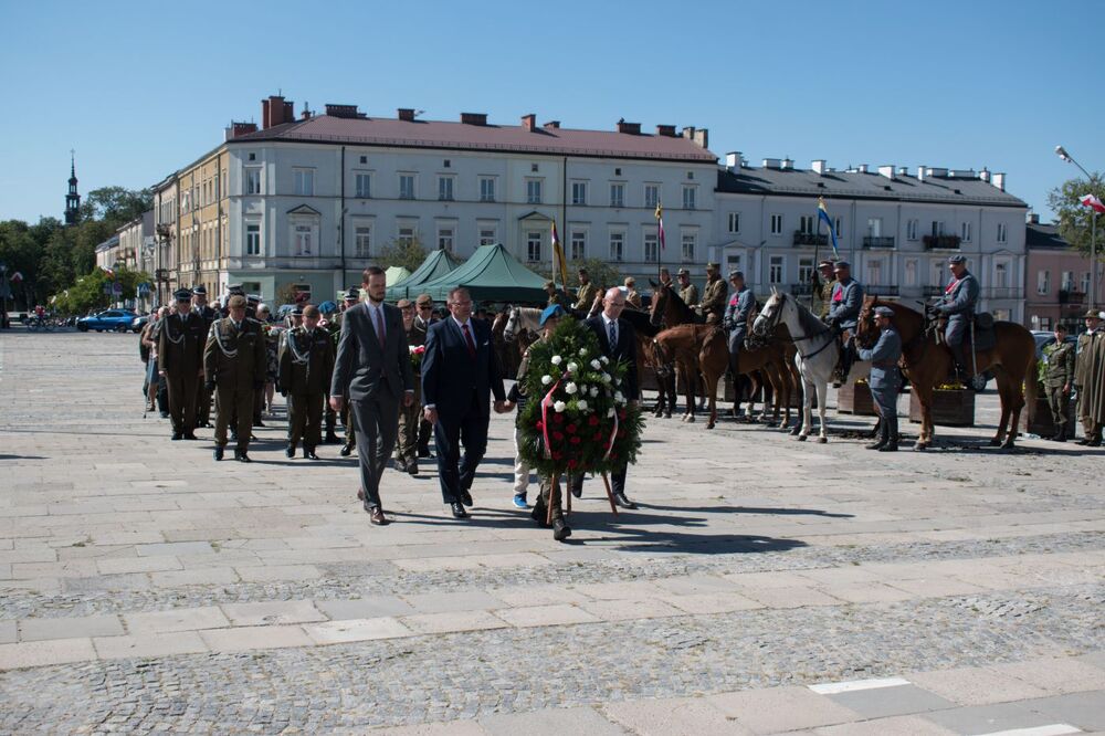 Zakończenie LIX Marszu Szlakiem Pierwszej Kompanii Kadrowej. Fot. Michał Zawisza (IPN)