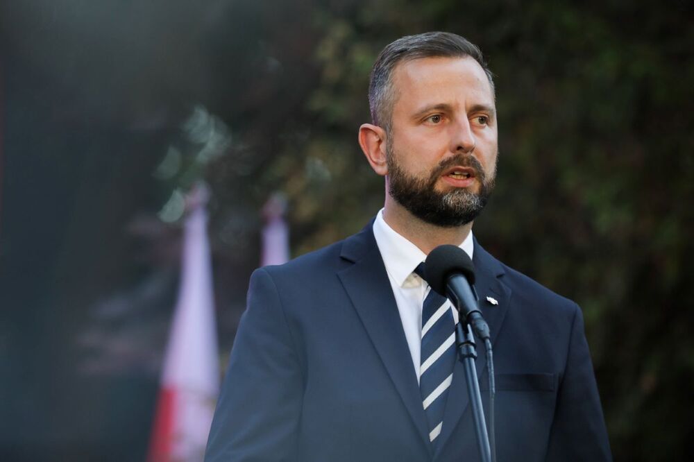 Apel Pamięci przed Pomnikiem Poległych w 1920 r. – Warszawa, 14 sierpnia 2024. Na zdj. Minister Obrony Narodowej Władysław Kosiniak-Kamysz. Fot. Mikołaj Bujak (IPN)