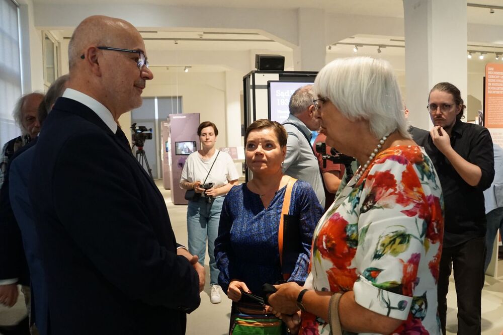 Otwarcie wystawy „Sąd Wojenny Rzeszy 1936–1945. Narodowosocjalistyczne sądownictwo wojskowe i zwalczanie ruchu oporu w Europie” – Halle, 29 sierpnia 2024. Fot. Sebastian Kaniewski (IPN)