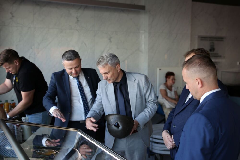 Otwarcie wystawy „Podeptane konwencje. Zbrodnie Wehrmachtu na żołnierzach Wojska Polskiego w trakcie walk i po zakończeniu kampanii polskiej 1939 r.” – Warszawa, 3 września 2024. Fot. Rafał Pękalski (IPN)