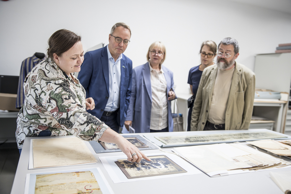 Podpisanie porozumienia o współpracy z Centrum Dokumentacji i Spotkań „Haren/Maczków 45/48” oraz miastem Haren – Warszawa, 3 września 2024. Fot. Katarzyna Adamów (AIPN)