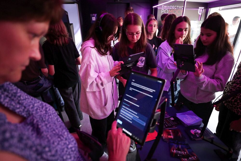 Prezentacja Mobilnego Przystanku Historia Przyszłości w Stalowej Woli – 5 września 2024. Fot. Mikołaj Bujak (IPN)