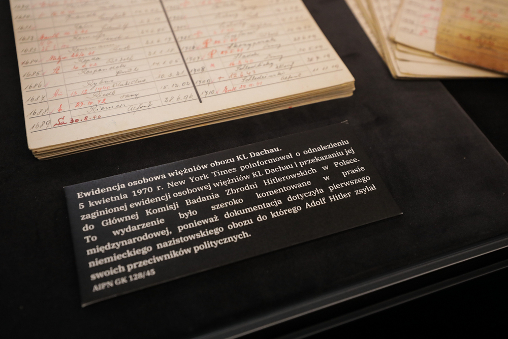 Konferencja prasowa na temat bazy ofiar niemieckich zbrodni II wojny światowej straty.pl – Warszawa, 6 września 2024. Fot. Mikołaj Bujak (IPN)