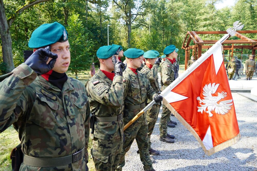 Uroczystości 78. rocznicy zbrodni na żołnierzach NSZ oddziału kpt. Henryka Flamego ps. Bartek – Stary Grodków, Malerzowice Wielkie, 8 września 2024. Fot. Denis Olejak (IPN)