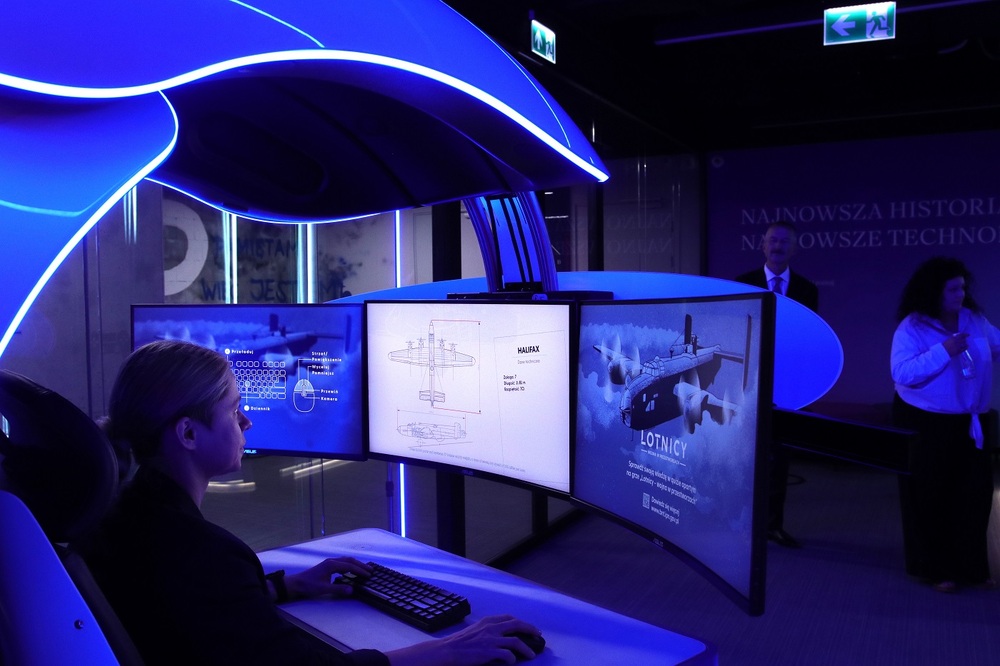 Przedstawiciele środowisk żydowskich z USA w Centralnym Przystanku Historia – Warszawa, 2 września 2024. Fot. Agnieszka Szajewska (IPN)