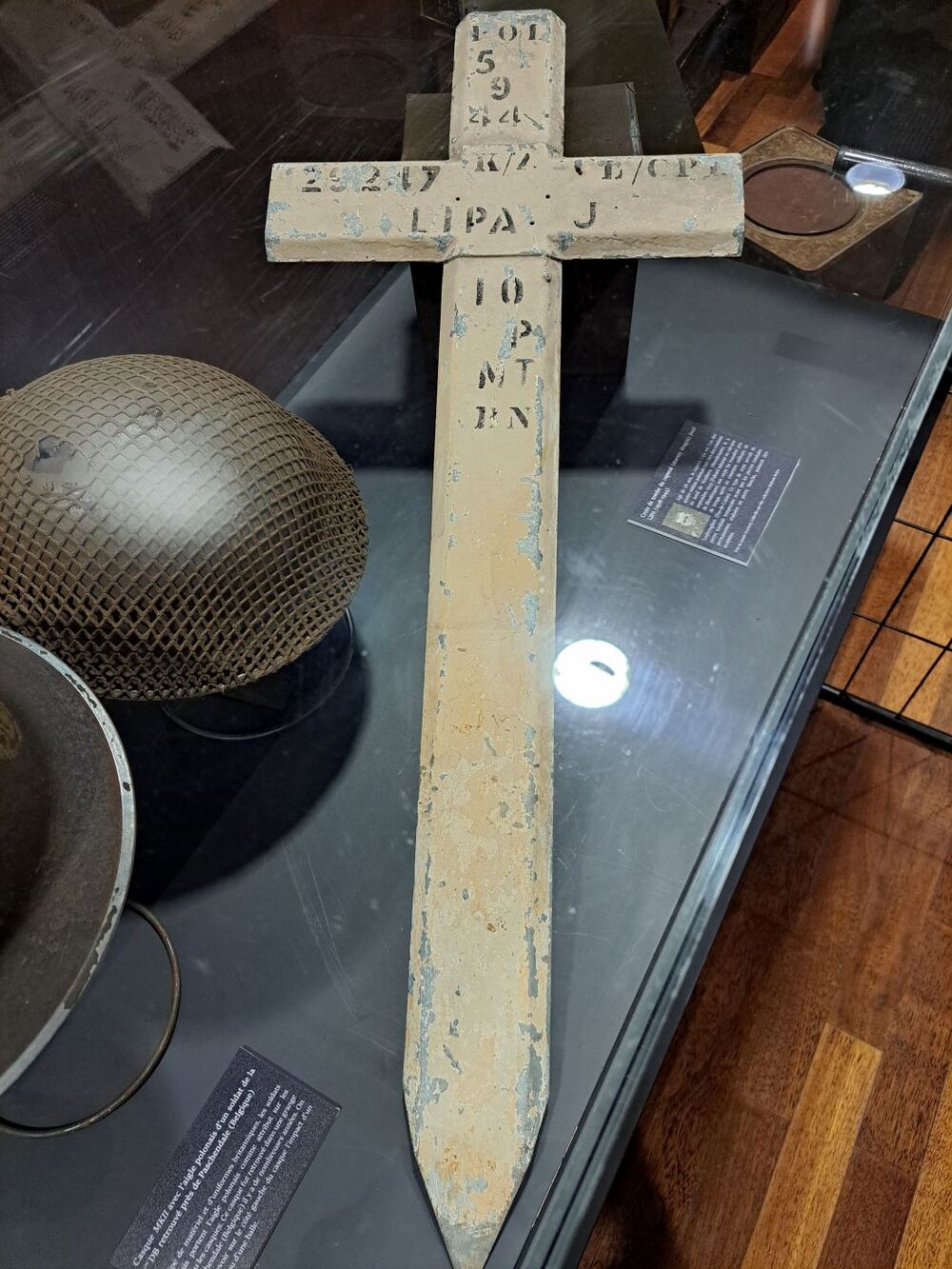 Rekonstrukcja polskiego obozu wojskowego z 1944 r. – 5 września 2024. Fot. Konrad Białecki (IPN)