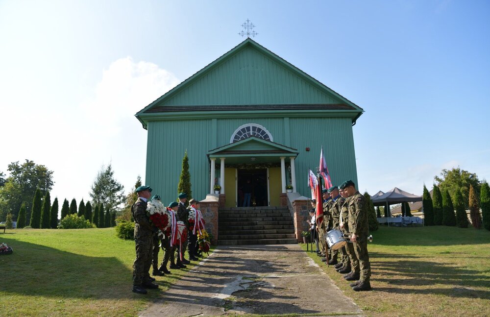 Uroczystości pogrzebowe Napoleona Ciukszy ps. „Waligóra” – Powiewiórka (Litwa), 14 września 2024. Fot. dr Agnieszka Wojtkowska (IPN)
