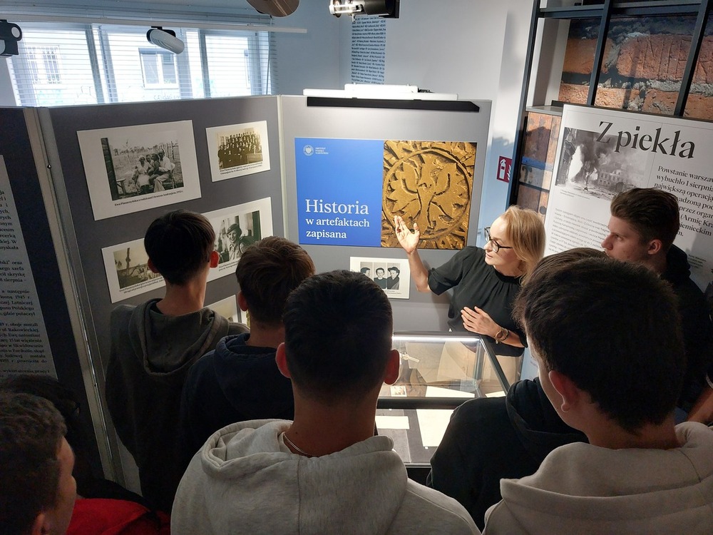 Historia w artefaktach zapisana” – nowa wystawa Archiwum IPN w Izbie Pamięci Strzelecka 8 – Warszawa, 16 września 2024. Fot. Paweł Zielony