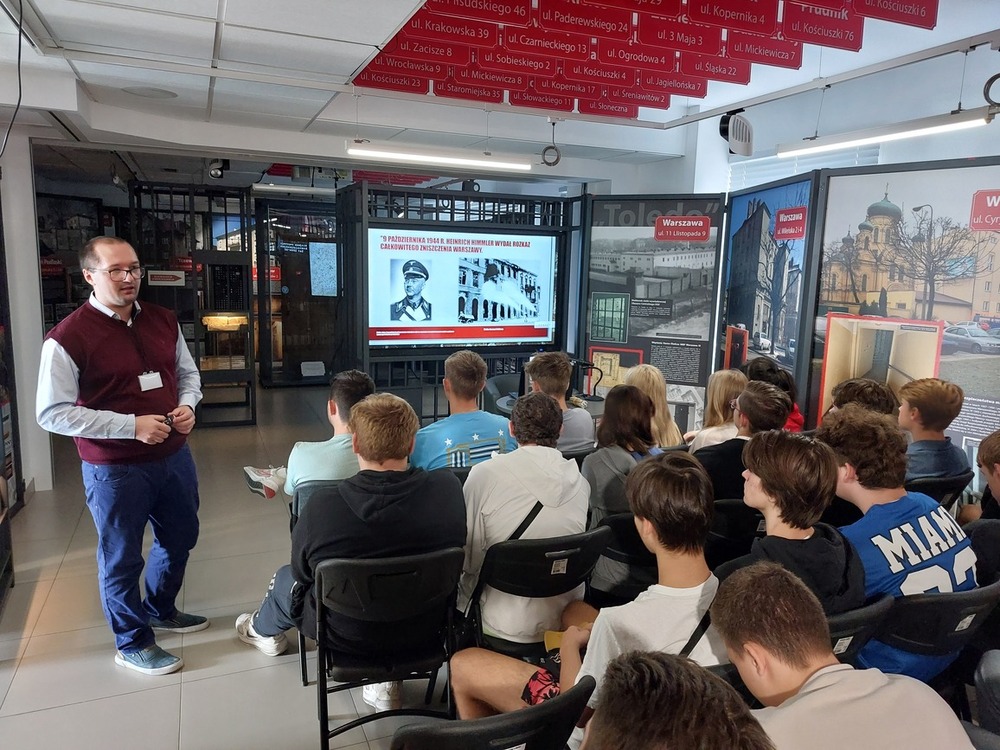 Historia w artefaktach zapisana” – nowa wystawa Archiwum IPN w Izbie Pamięci Strzelecka 8 – Warszawa, 16 września 2024. Fot. Paweł Zielony