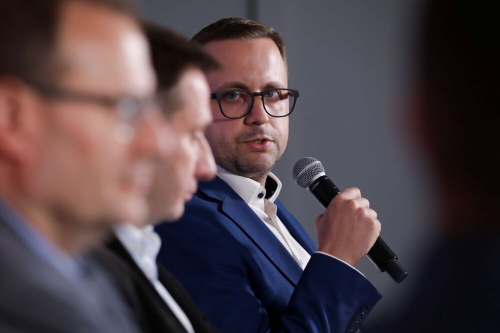 Dyskusja o książce „»Szaleńcy niepodległości«. Historia Konfederacji Polski Niepodległej” – Warszawa, 17 września 2024. Na zdj. dr Tomasz Kozłowski – Biuro Badań Historycznych IPN. Fot. Mikołaj Bujak (IPN)